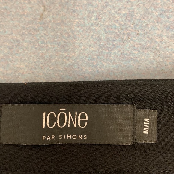 ICONE PAR SIMONS cute black skirt size M bundle up to save - Picture 4 of 5